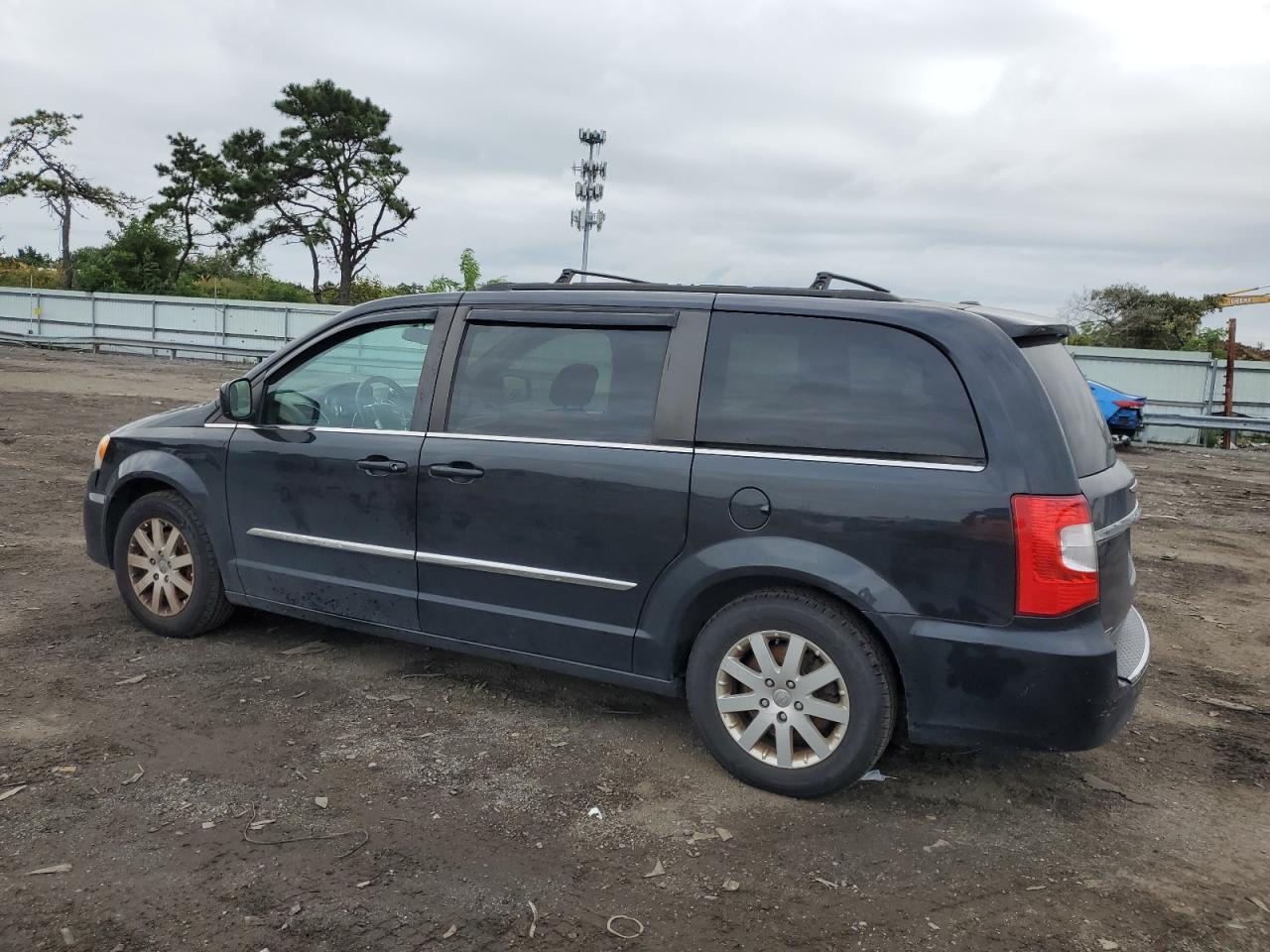 Obraz 2 z 2015 CHRYSLER TOWN & COUNTRY TOURING 2015 z VIN 2C4RC1BG6FR672903