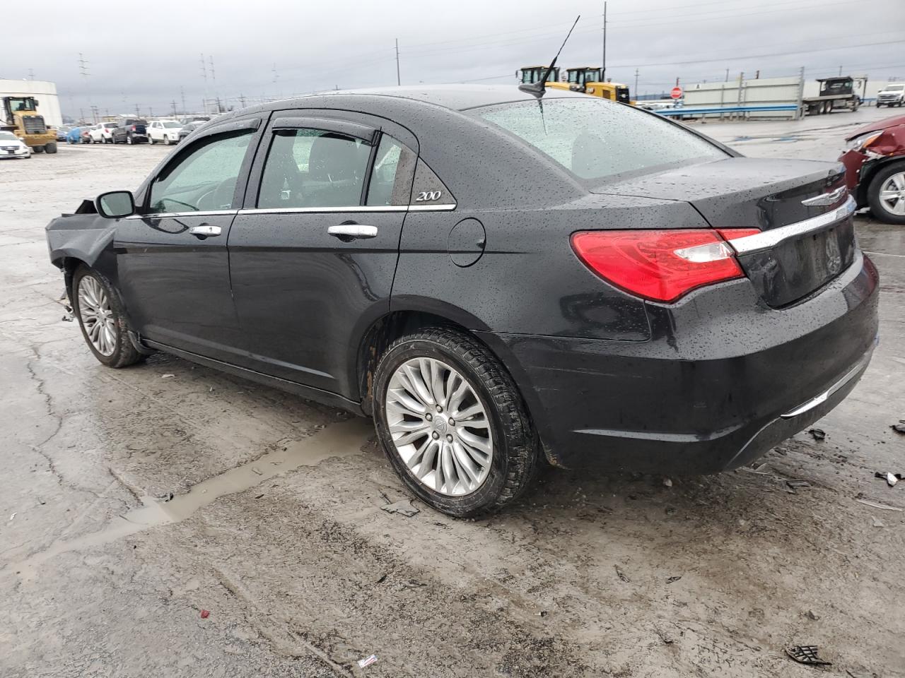 Image 2 of 2011 CHRYSLER 200 LIMITED 2011 with VIN 1C3BC2FG5BN518535