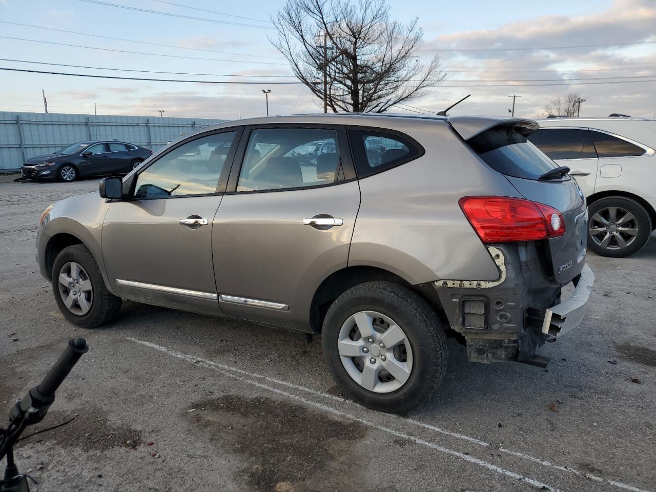 Image 2 of 2013 NISSAN ROGUE S 2013 with VIN JN8AS5MV3DW633181