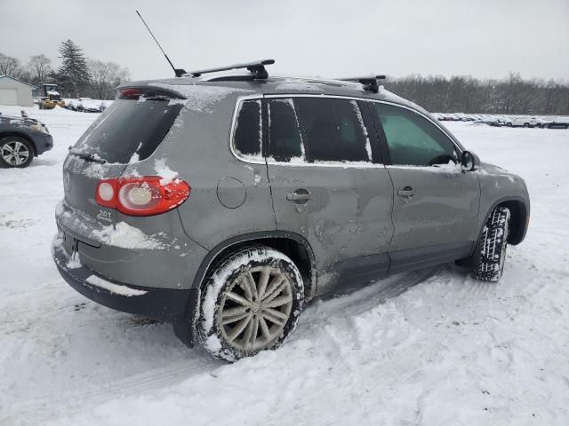 Obraz 3 z 2011 VOLKSWAGEN TIGUAN S 2011 z VIN WVGBV7AX6BW512923