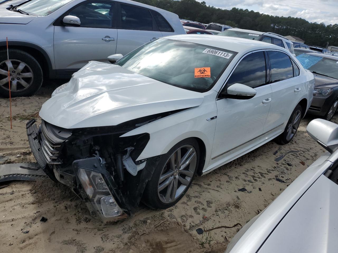 Image 1 of 2017 VOLKSWAGEN PASSAT R-LINE 2017 with VIN 1VWDT7A35HC026983