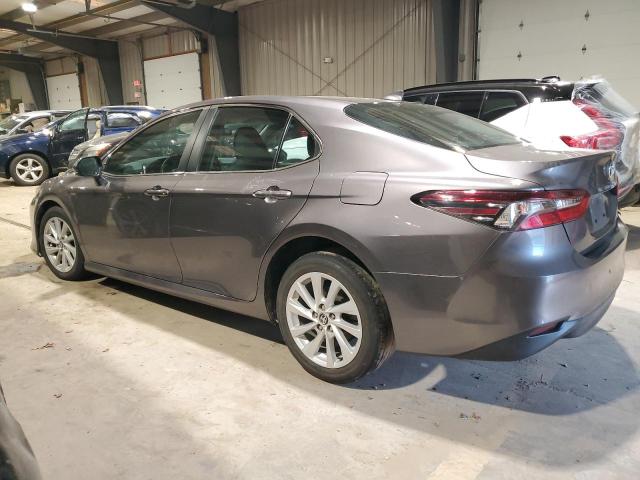 Image 2 of 2022 TOYOTA CAMRY LE 2022 with VIN 4T1C11AK8NU647368