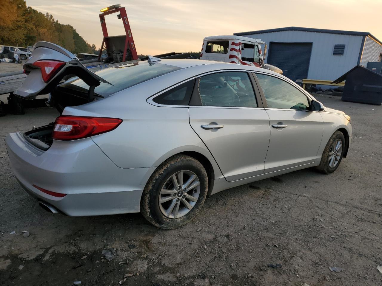 Image 3 of 2015 HYUNDAI SONATA SE 2015 with VIN 5NPE24AF9FH065029