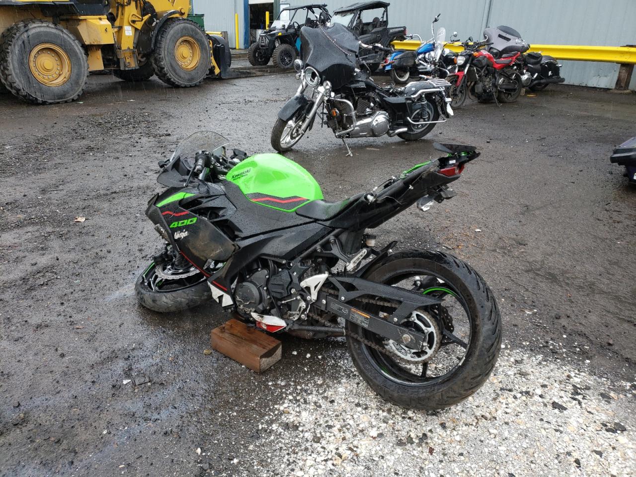 Image 3 of 2022 KAWASAKI EX400  2022 with VIN JKAEXKG1XNDAF8086