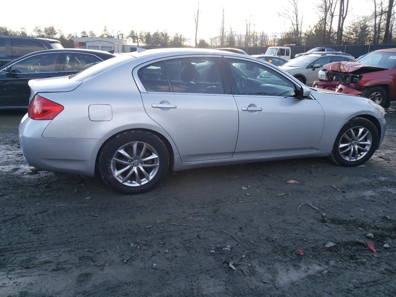 Image 3 of 2009 INFINITI G37 BASE 2009 with VIN JNKCV61E29M311462