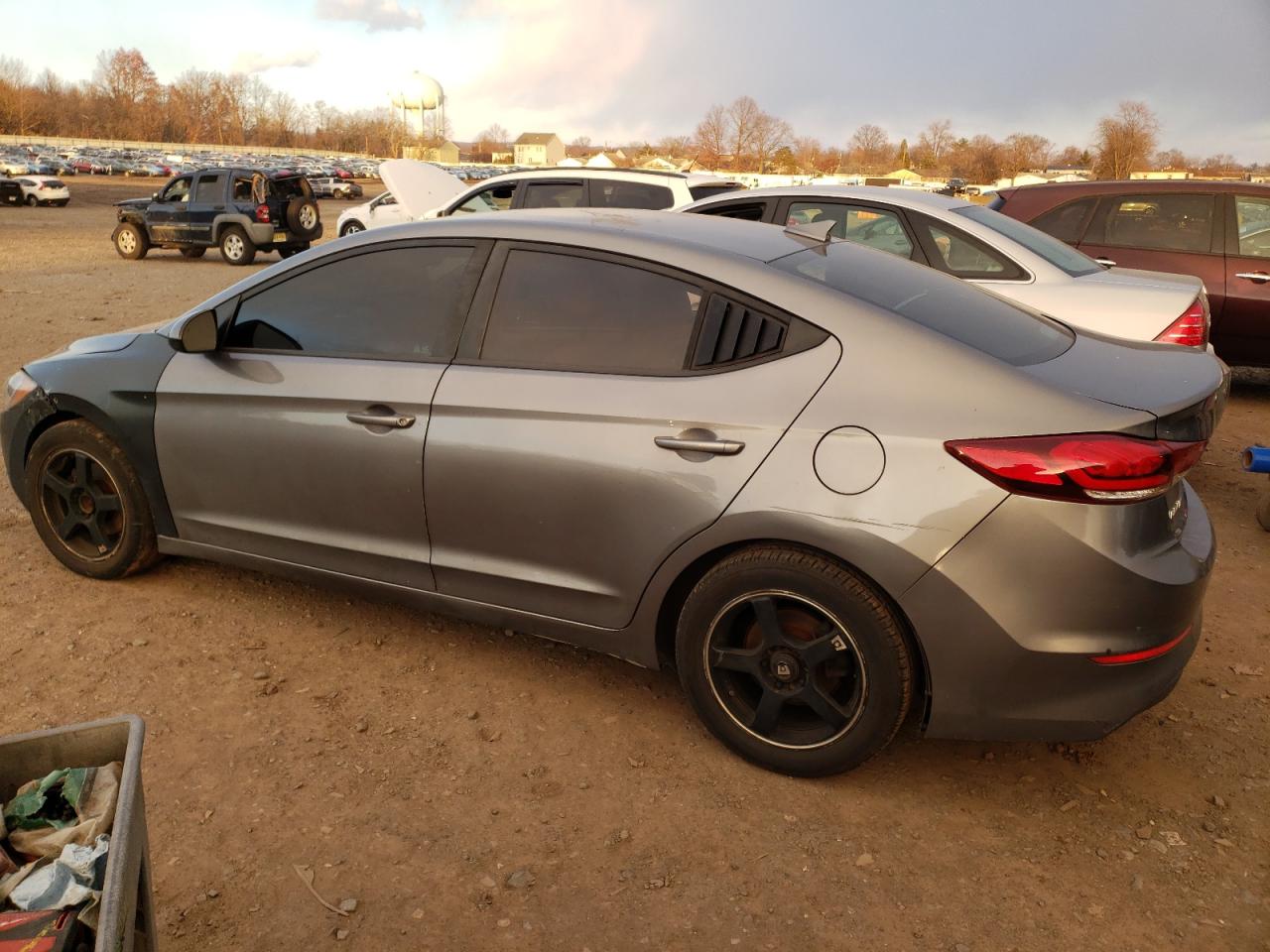 Image 2 of 2018 HYUNDAI ELANTRA SEL 2018 with VIN 5NPD84LF0JH329920