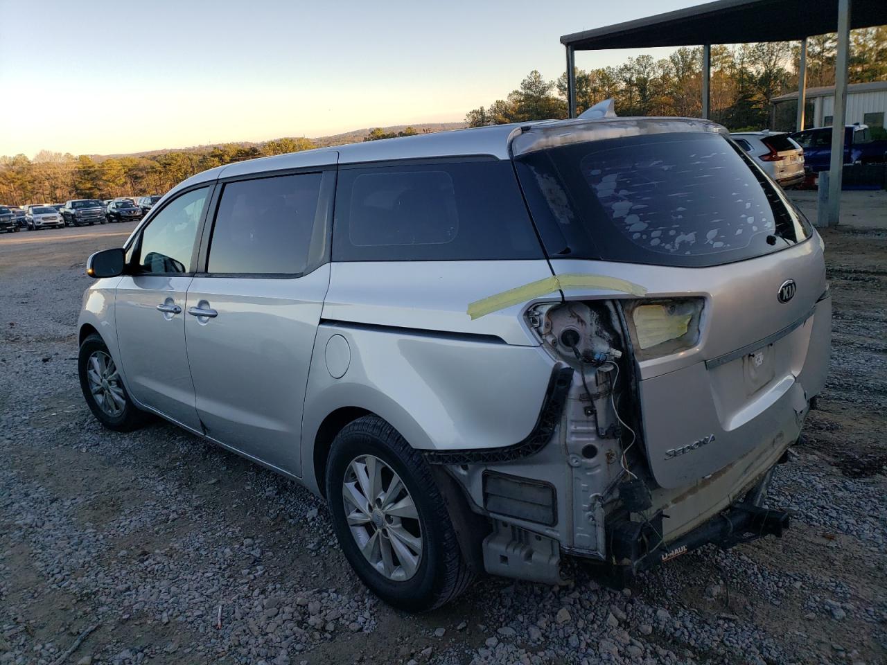 Изображение 2 2016 KIA SEDONA L 2016 с VIN KNDMA5C14G6156825