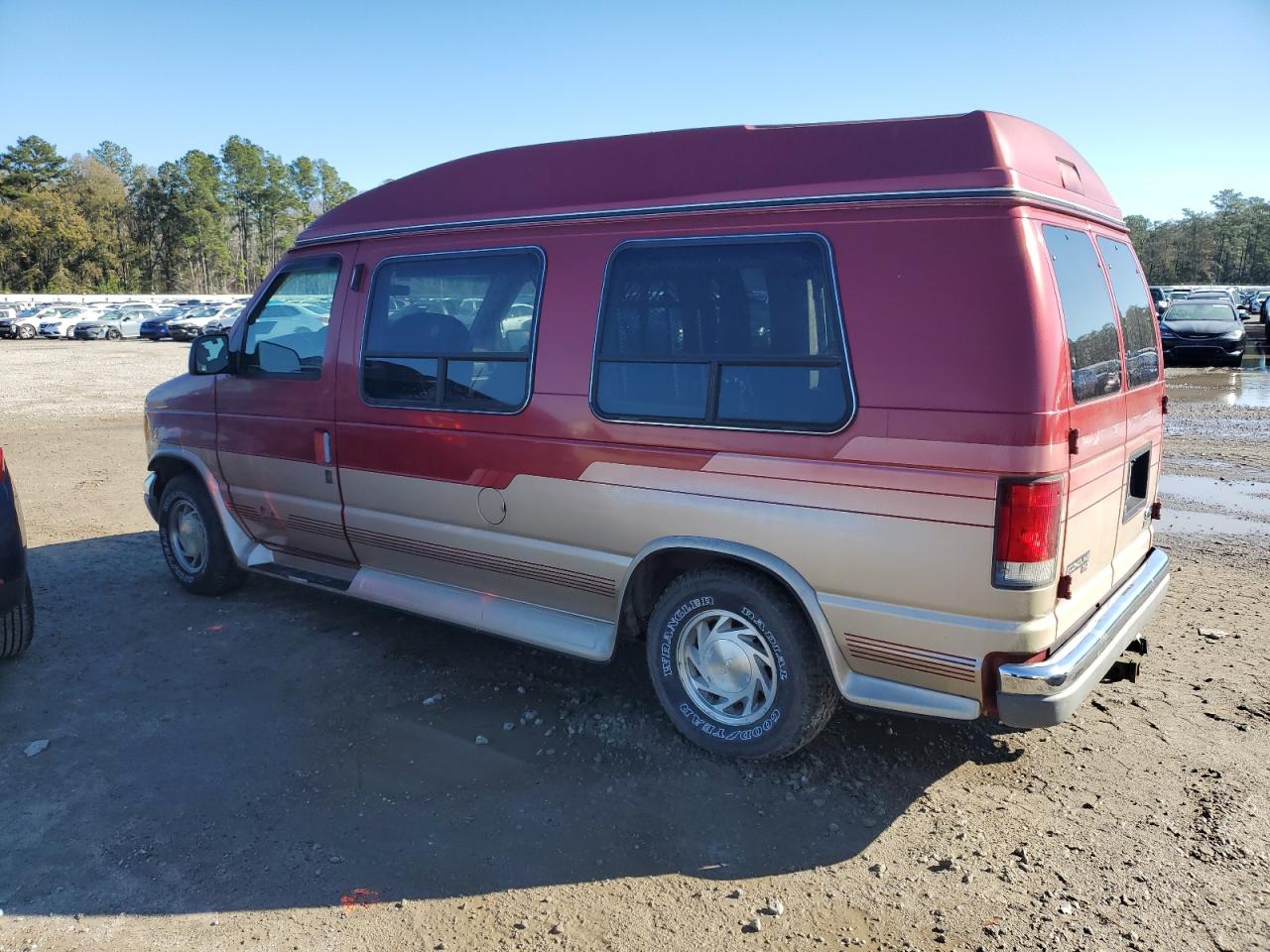 Изображение 2 1998 FORD ECONOLINE E150 VAN 1998 с VIN 1FDRE14L1WHB50157