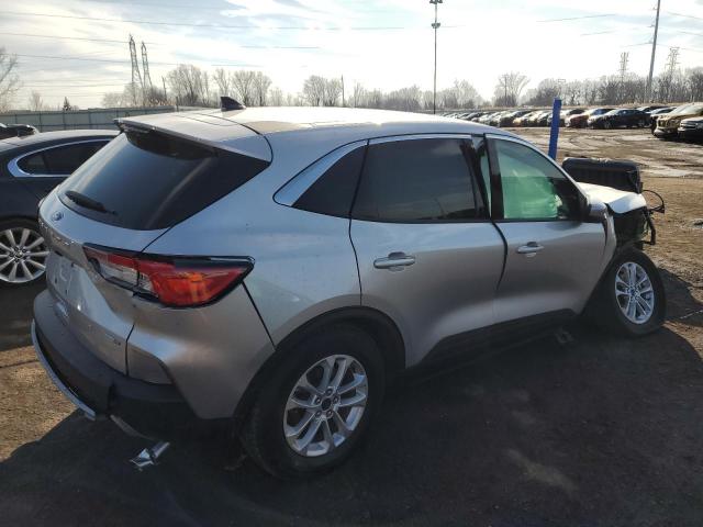 Obraz 3 z 2020 FORD ESCAPE SE 2020 z VIN 1FMCU9G61LUA83611