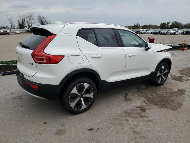 Image 3 of 2024 VOLVO XC40 CORE 2024 with VIN YV4L12UK5R2227992
