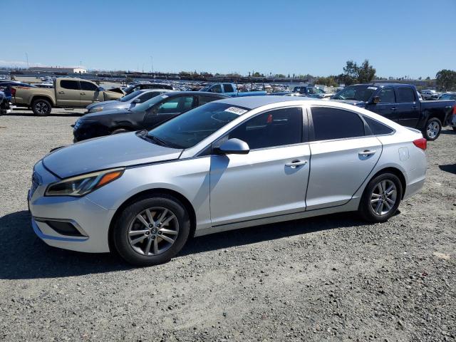 Obraz 1 z 2017 HYUNDAI SONATA SE 2017 z VIN 5NPE24AF2HH542418