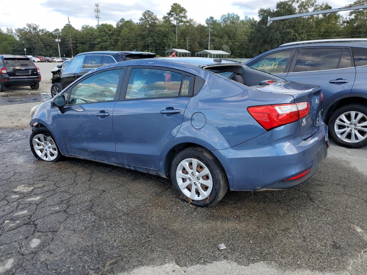 Obraz 2 z 2016 KIA RIO LX 2016 z VIN KNADM4A3XG6606402