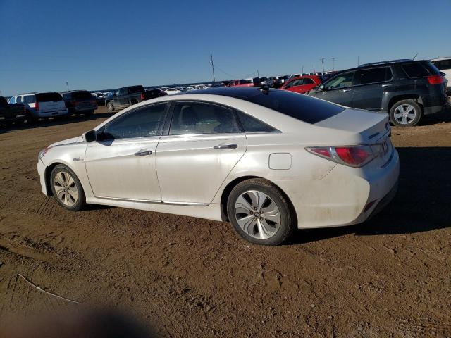 Image 2 of 2013 HYUNDAI SONATA HYBRID 2013 with VIN KMHEC4A49DA074681