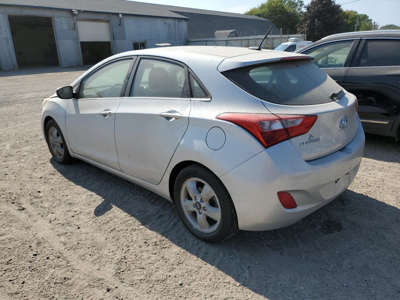 Изображение 2 2016 HYUNDAI ELANTRA GT  2016 с VIN KMHD35LH9GU319046