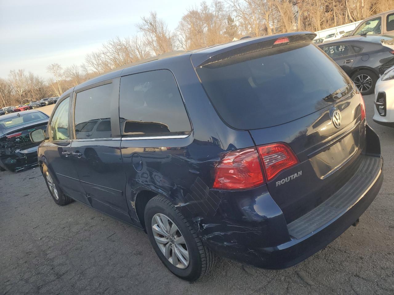 Obraz 2 z 2014 VOLKSWAGEN ROUTAN SE 2014 z VIN 2C4RVABG2ER134532