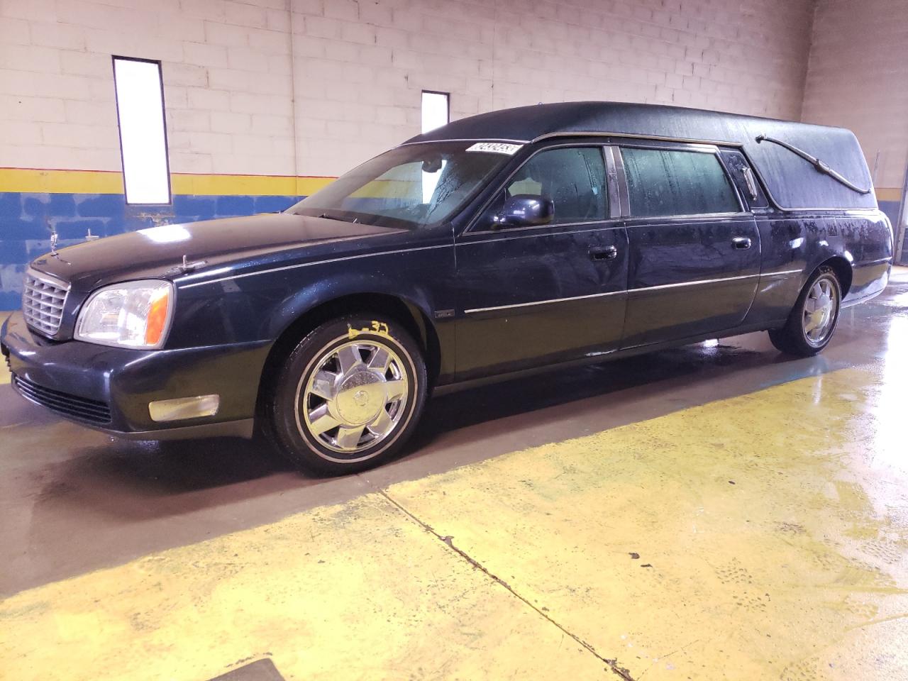 2005 CADILLAC COMMERCIAL CHASSIS  2005 image