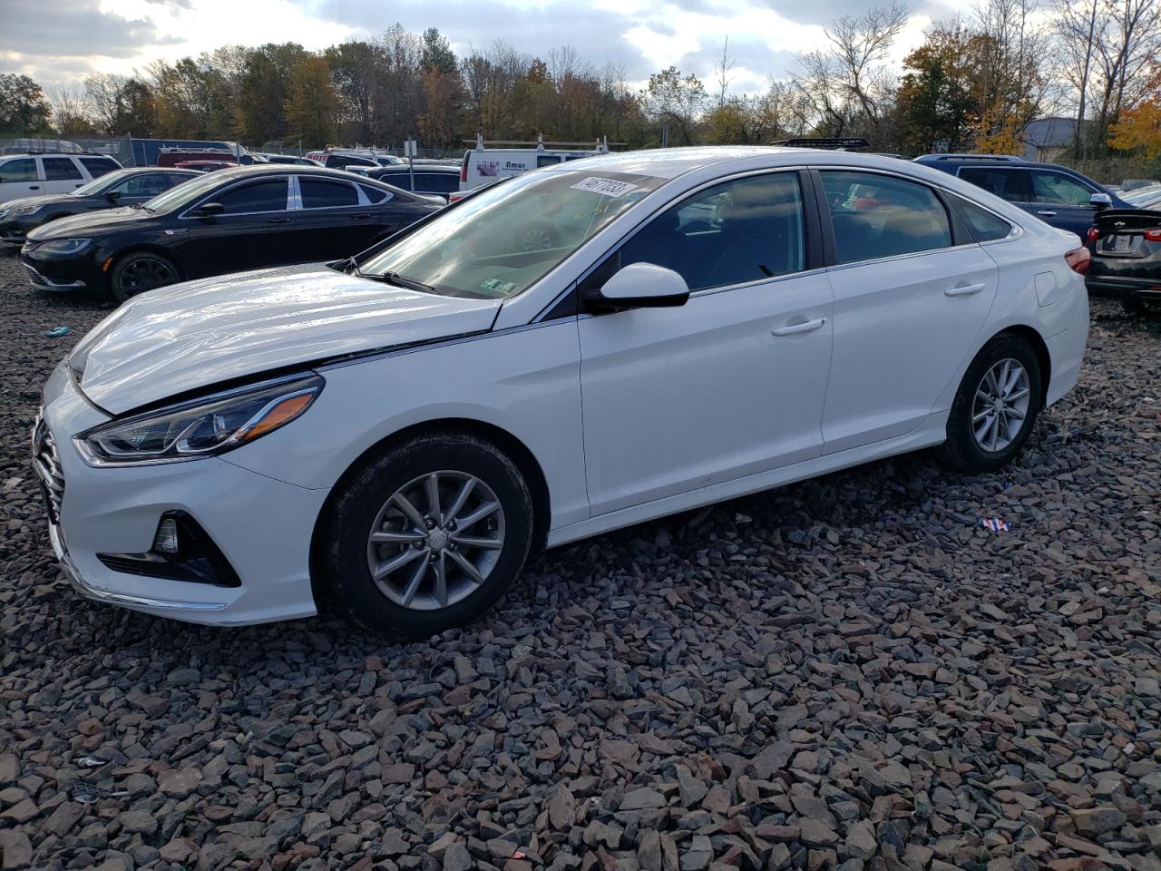 Image 1 of Hyundai Sonata Se 2018 with VIN 5NPE24AF5JH706184