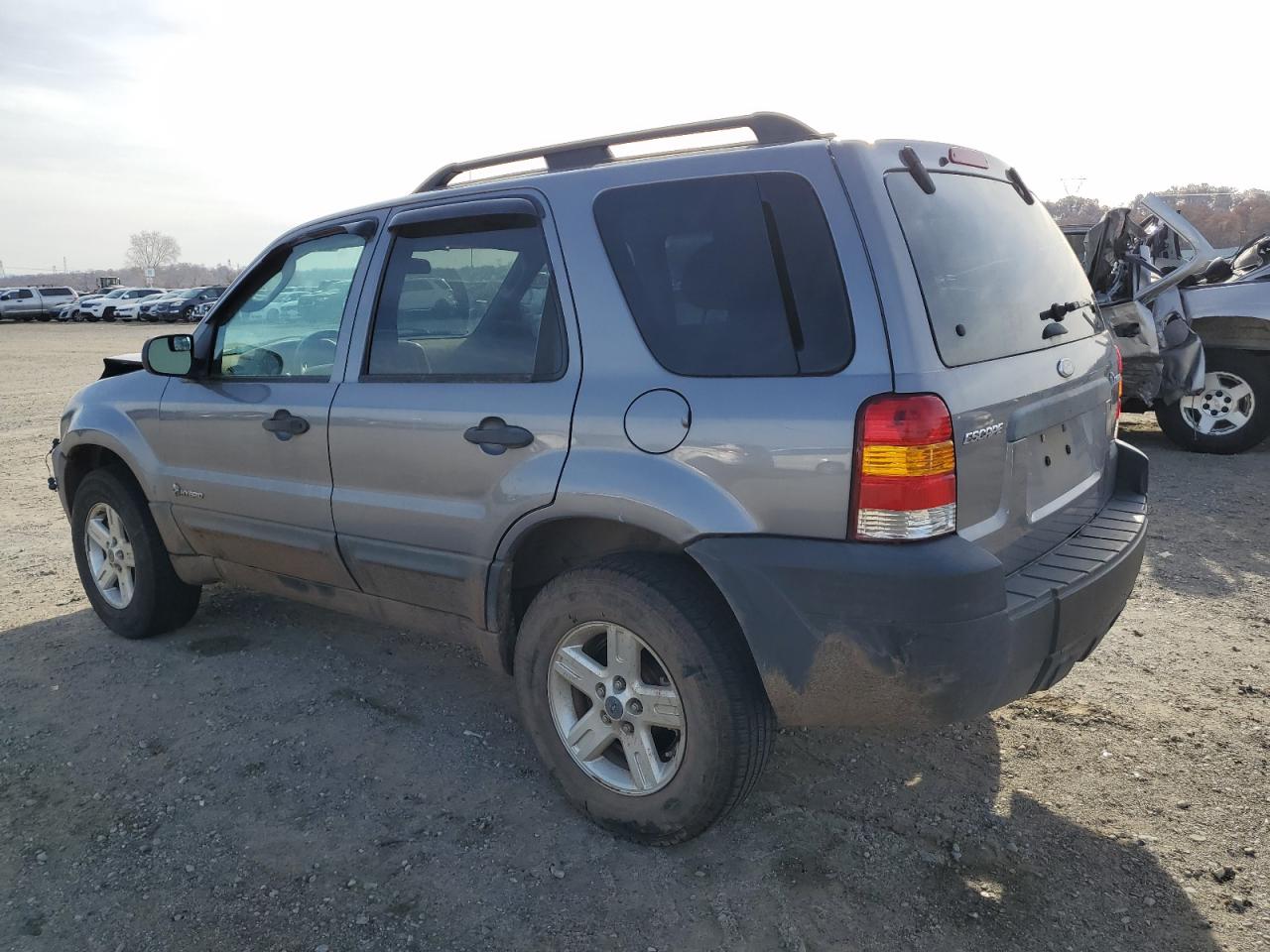 Image 2 of 2007 FORD ESCAPE HEV 2007 with VIN 1FMYU49H57KA26191
