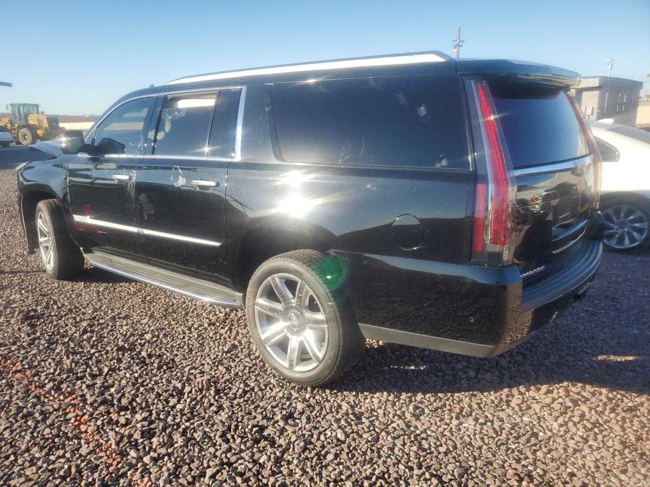 Изображение 2 2017 CADILLAC ESCALADE ESV PREMIUM LUXURY 2017 с VIN 1GYS3JKJXHR289952