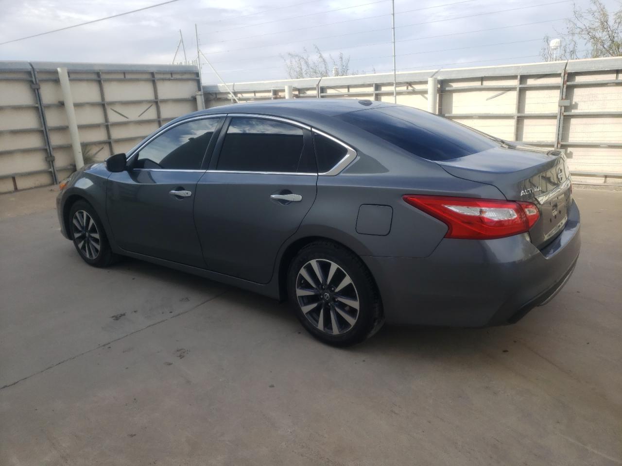 Image 2 of 2017 NISSAN ALTIMA 2.5 2017 with VIN 1N4AL3AP9HC243847
