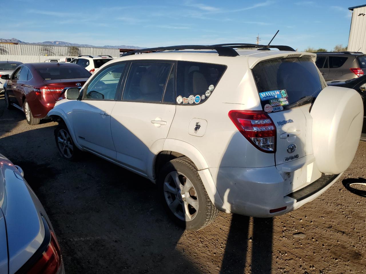 Image 2 of 2012 TOYOTA RAV4 LIMITED 2012 with VIN 2T3DF4DV6CW203830