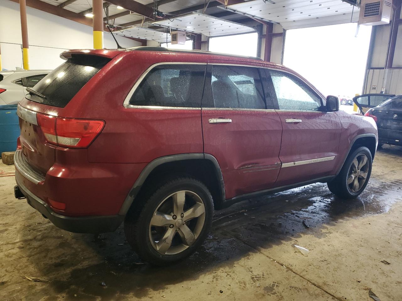 Изображение 3 2012 JEEP GRAND CHEROKEE OVERLAND 2012 с VIN 1C4RJFCT4CC133571