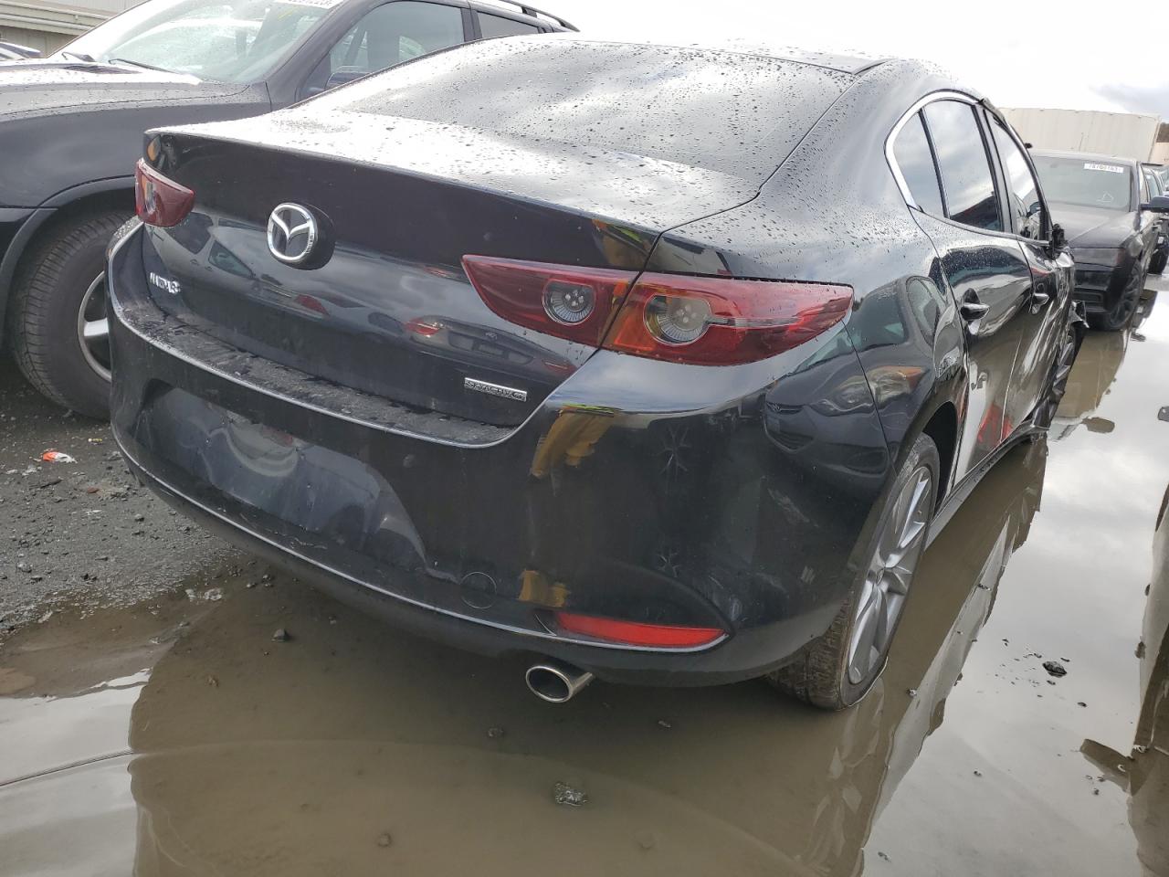 Image 3 of 2021 MAZDA 3 SELECT 2021 with VIN 3MZBPABL3MM250611