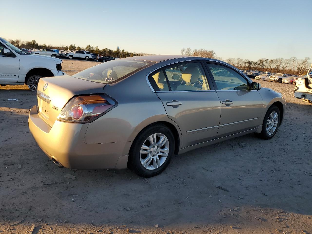 Obraz 3 z 2012 NISSAN ALTIMA BASE 2012 z VIN 1N4AL2AP4CN574066