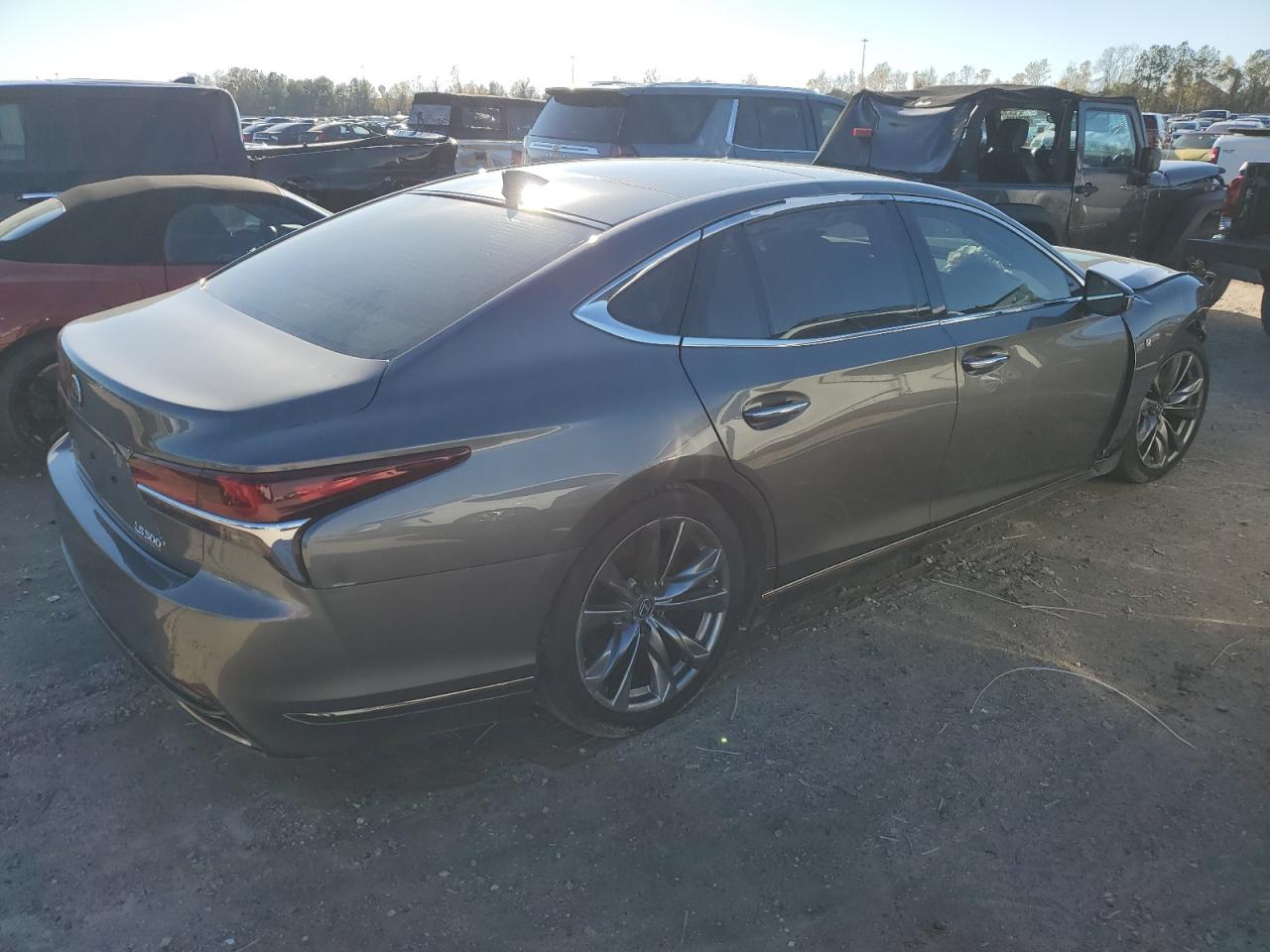 Obraz 3 z 2019 LEXUS LS 500 BASE 2019 z VIN JTHB51FFXK5007859