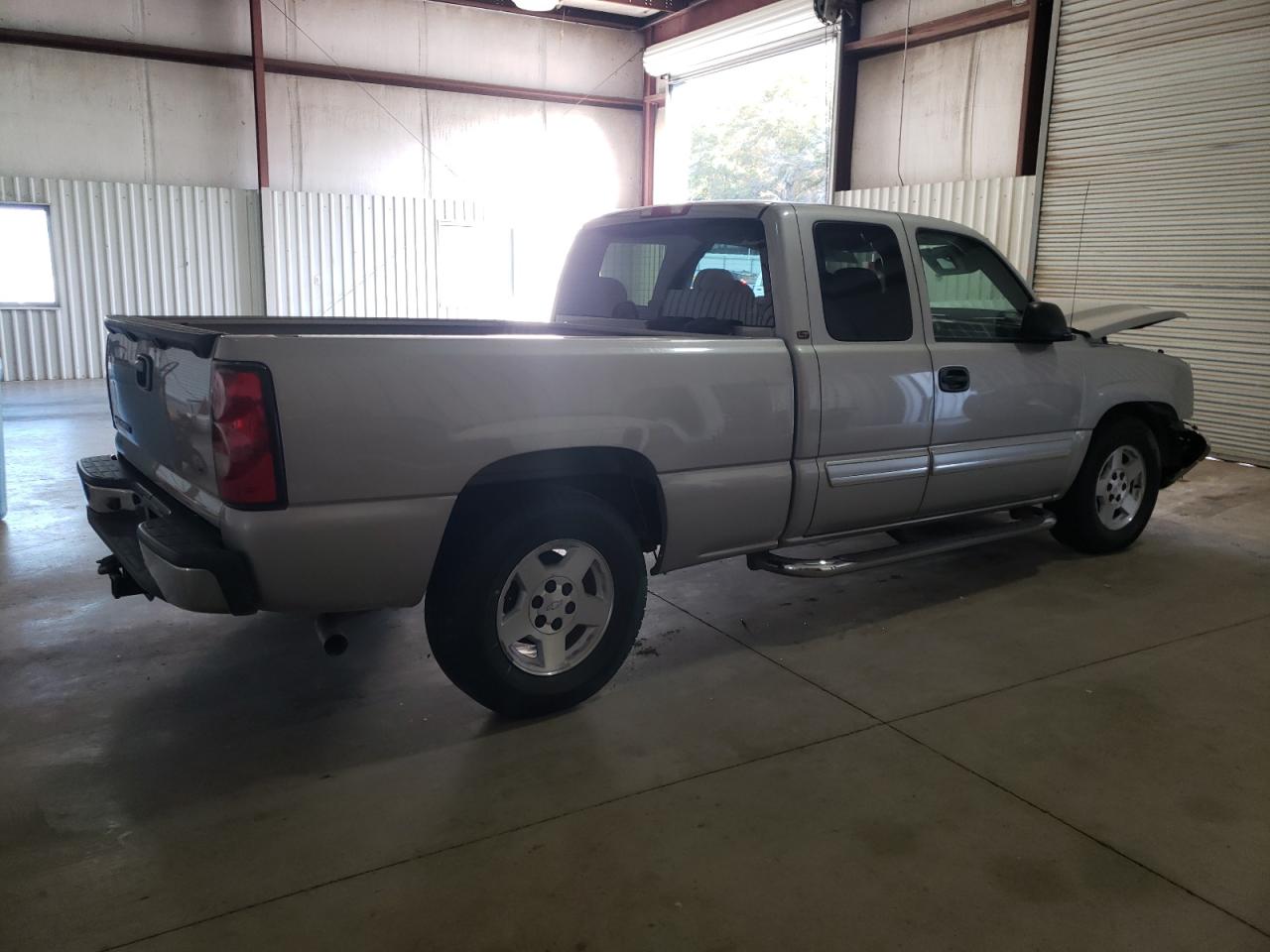 Image 3 of 2007 CHEVROLET SILVERADO C1500 CLASSIC 2007 with VIN 1GCEC19Z37Z127318