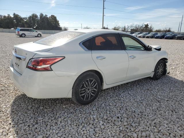 Image 3 of 2015 NISSAN ALTIMA 2.5 2015 with VIN 1N4AL3AP7FC229300