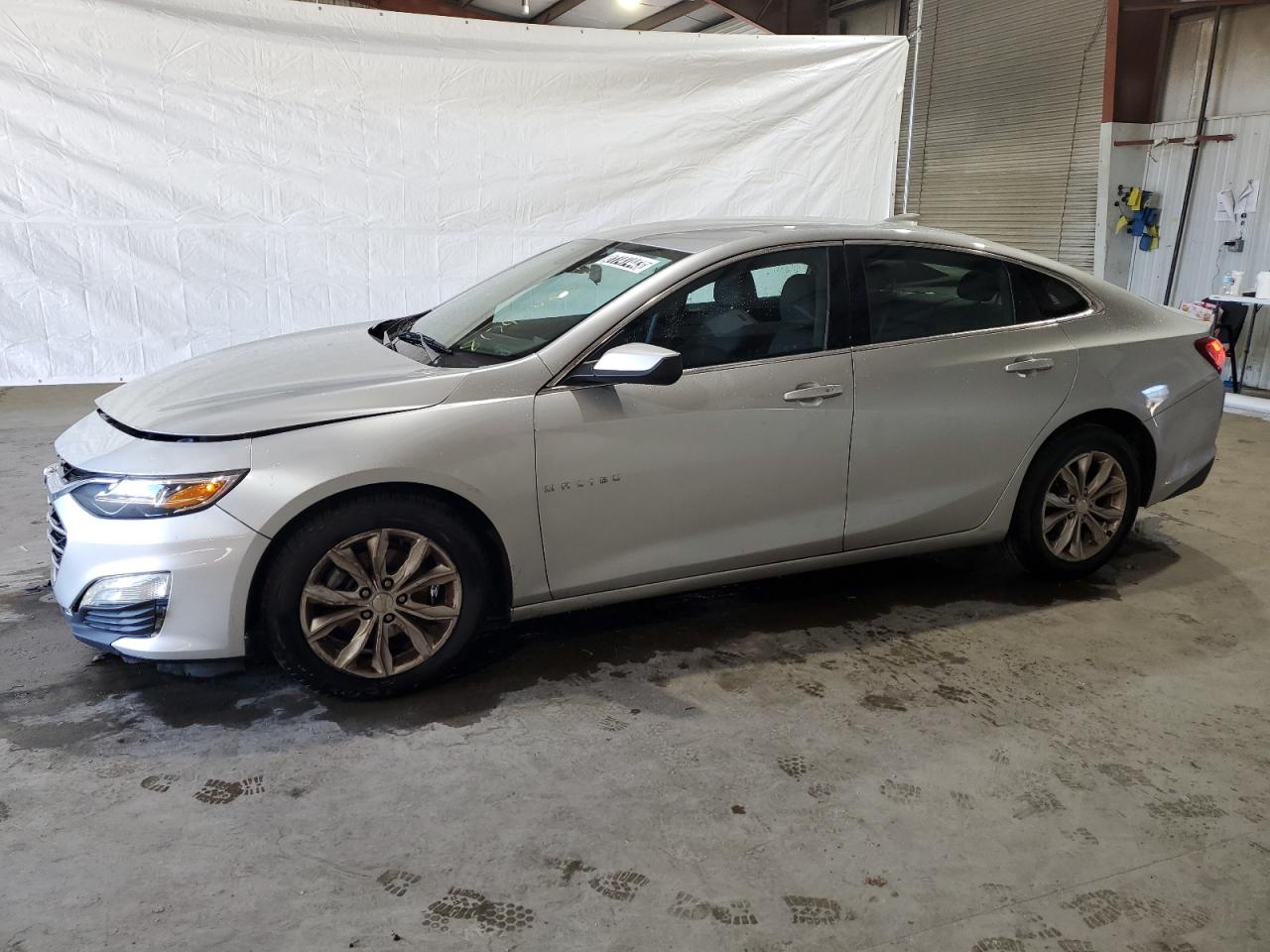 Image 1 of 2020 CHEVROLET MALIBU LT 2020 with VIN 1G1ZD5ST7LF054485
