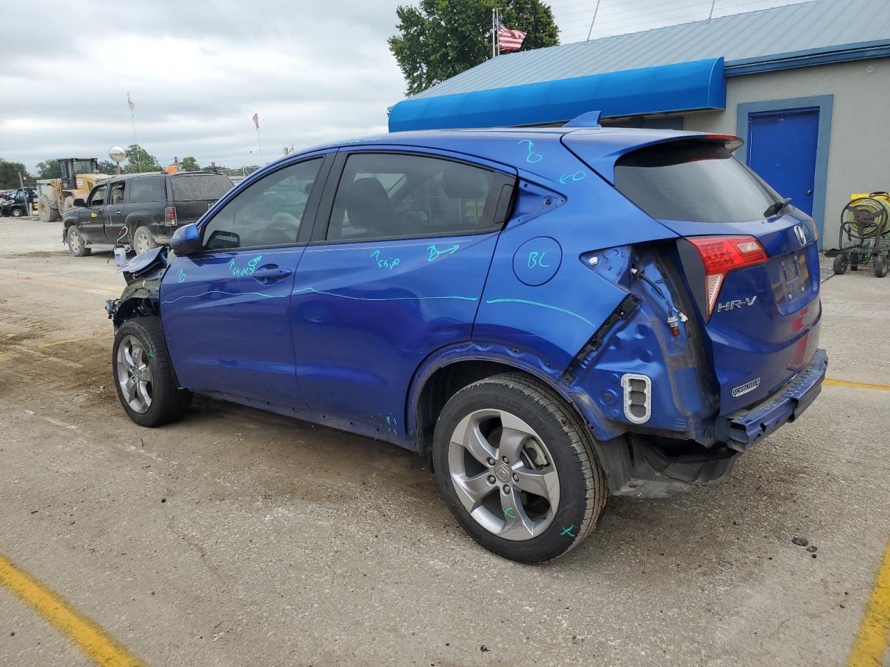 Изображение 2 2018 HONDA HR-V LX 2018 с VIN 3CZRU5H3XJM723418