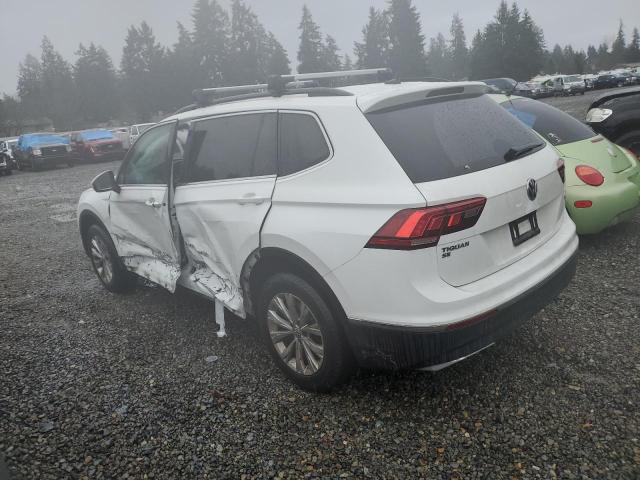Image 2 of 2018 VOLKSWAGEN TIGUAN SE 2018 with VIN 3VV2B7AX2JM131647