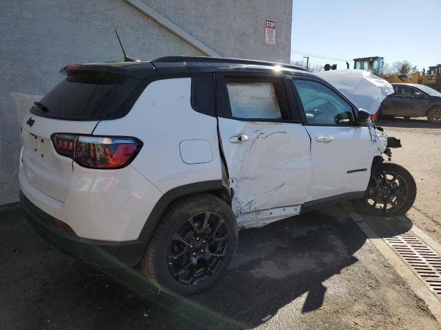 Obraz 3 z 2022 JEEP COMPASS LATITUDE 2022 z VIN 3C4NJDBB0NT234254