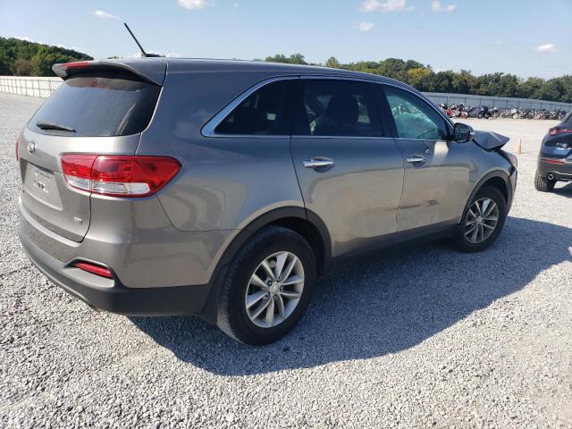 Image 3 of 2017 KIA SORENTO LX 2017 with VIN 5XYPG4A31HG210722