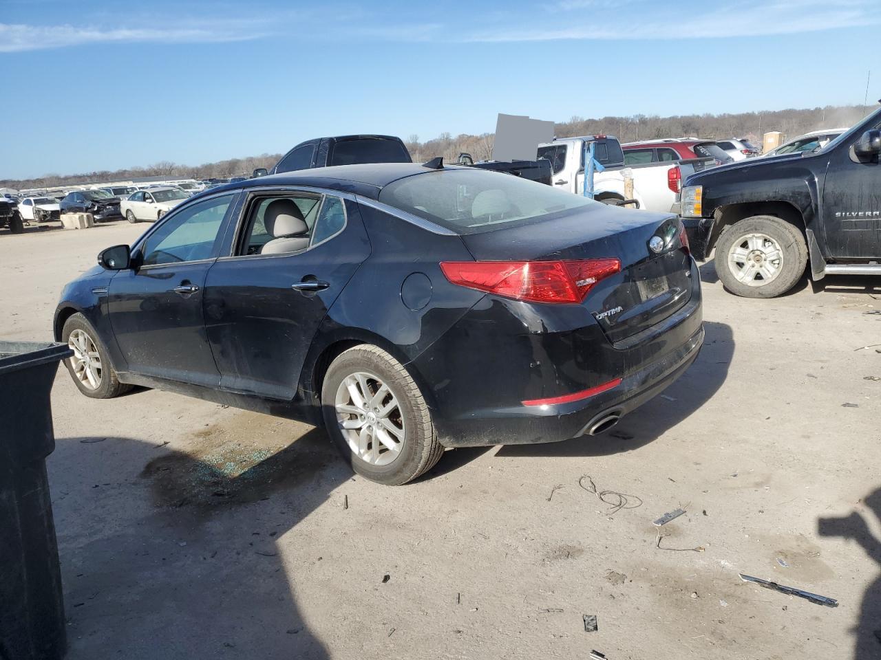 Image 2 of 2013 KIA OPTIMA LX 2013 with VIN 5XXGM4A71DG162732