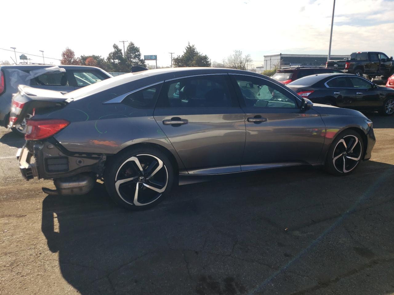 Obraz 3 z 2018 HONDA ACCORD SPORT 2018 z VIN 1HGCV1F33JA145763