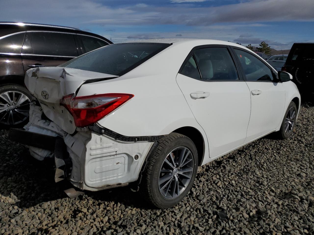 Изображение 3 2016 TOYOTA COROLLA L 2016 с VIN 5YFBURHE9GP431440