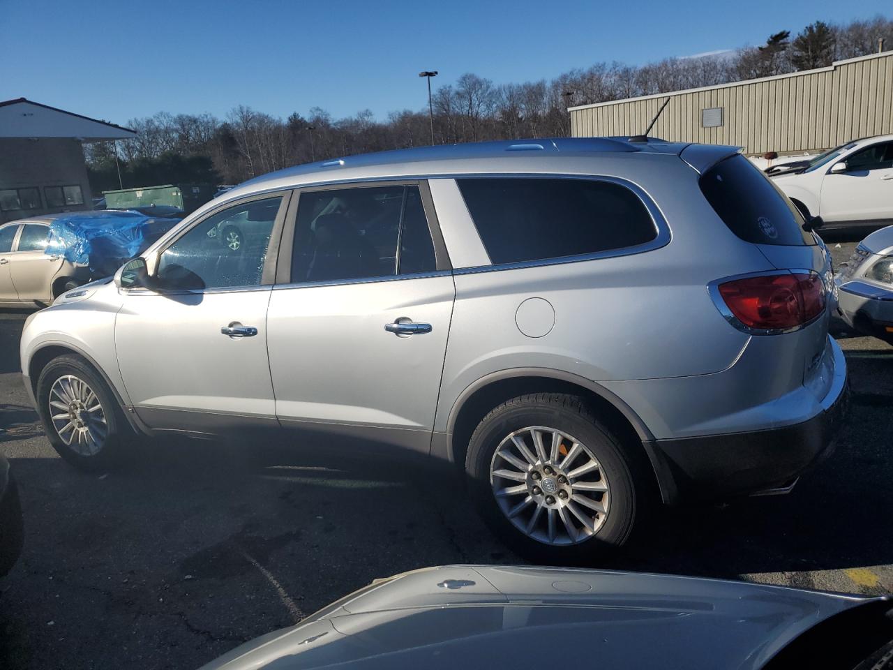 Image 2 of 2010 BUICK ENCLAVE CXL 2010 with VIN 5GALVBED8AJ183831