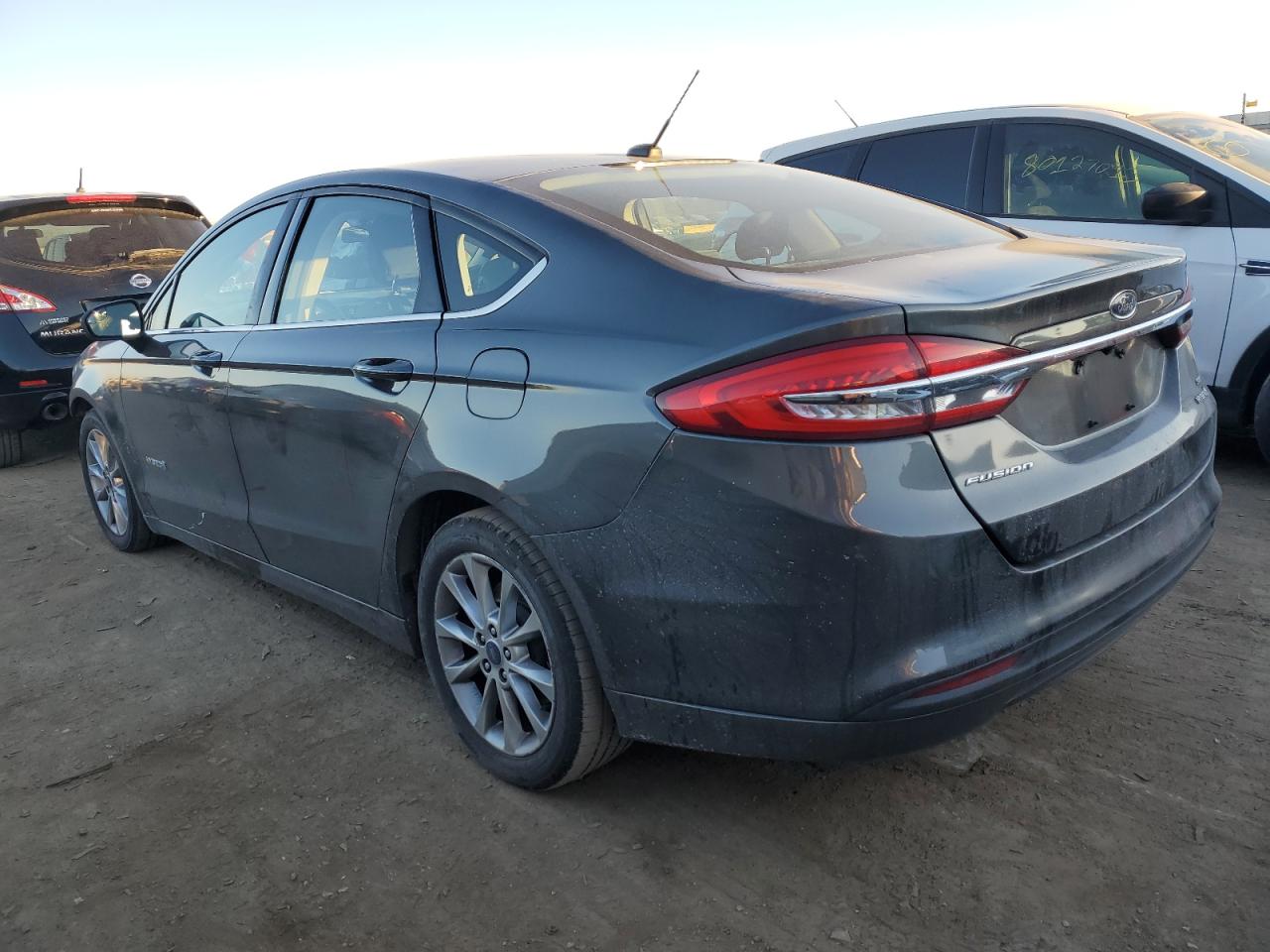 Изображение 2 2017 FORD FUSION SE HYBRID 2017 с VIN 3FA6P0LU1HR358598