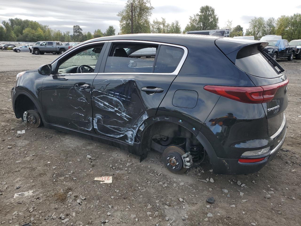 Obraz 2 z 2021 KIA SPORTAGE LX 2021 z VIN KNDPMCAC7M7934022