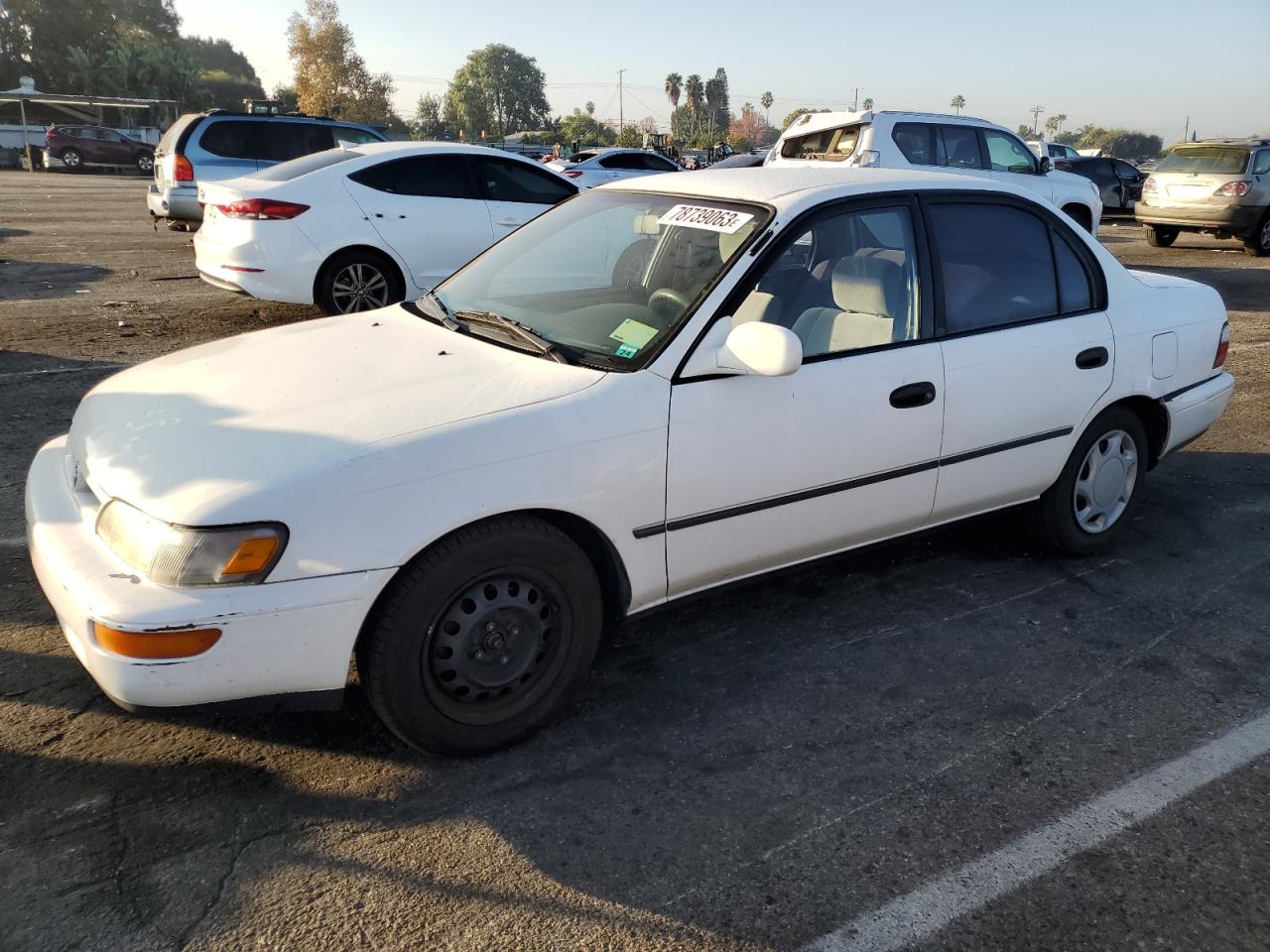 Изображение 1997 TOYOTA COROLLA DX 1997