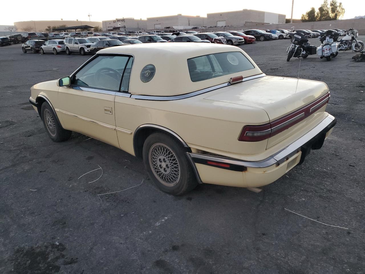 Image 2 of 1990 CHRYSLER TC BY MASERATI 1990 with VIN ZC2FS1207LB206278