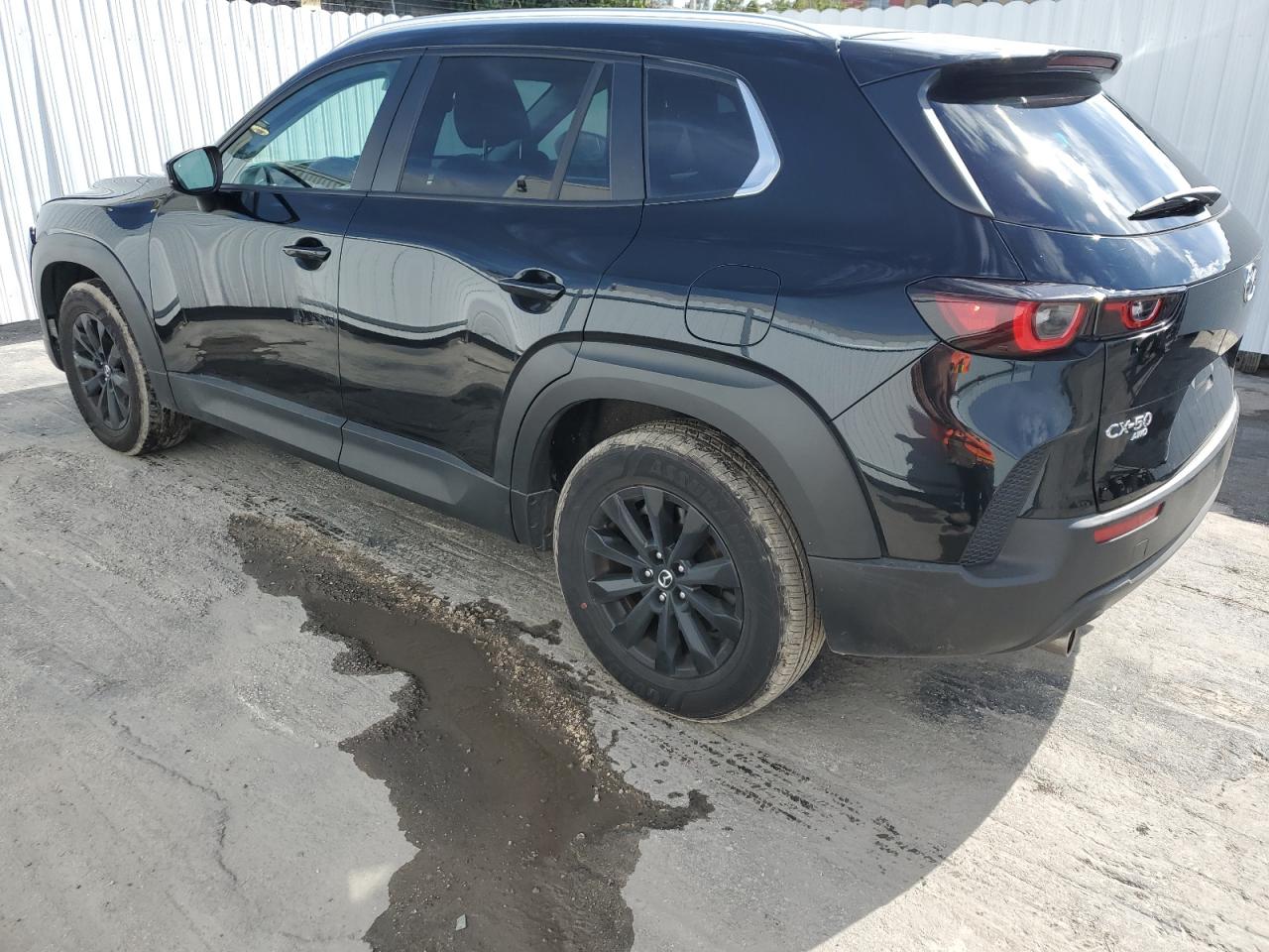 Obraz 2 z 2024 MAZDA CX-50 PREFERRED 2024 z VIN 7MMVABBM8RN165017