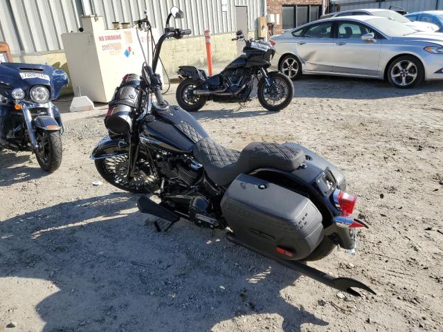 Изображение 3 2019 HARLEY-DAVIDSON FLHC  2019 с VIN 1HD1YAJ25KB029647