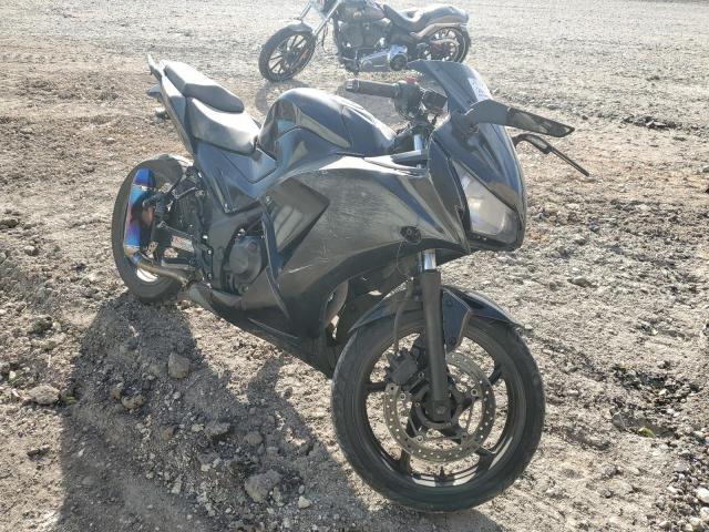 Image 1 of 2016 HONDA CBR300 R 2016 with VIN MLHNC5108G5200823