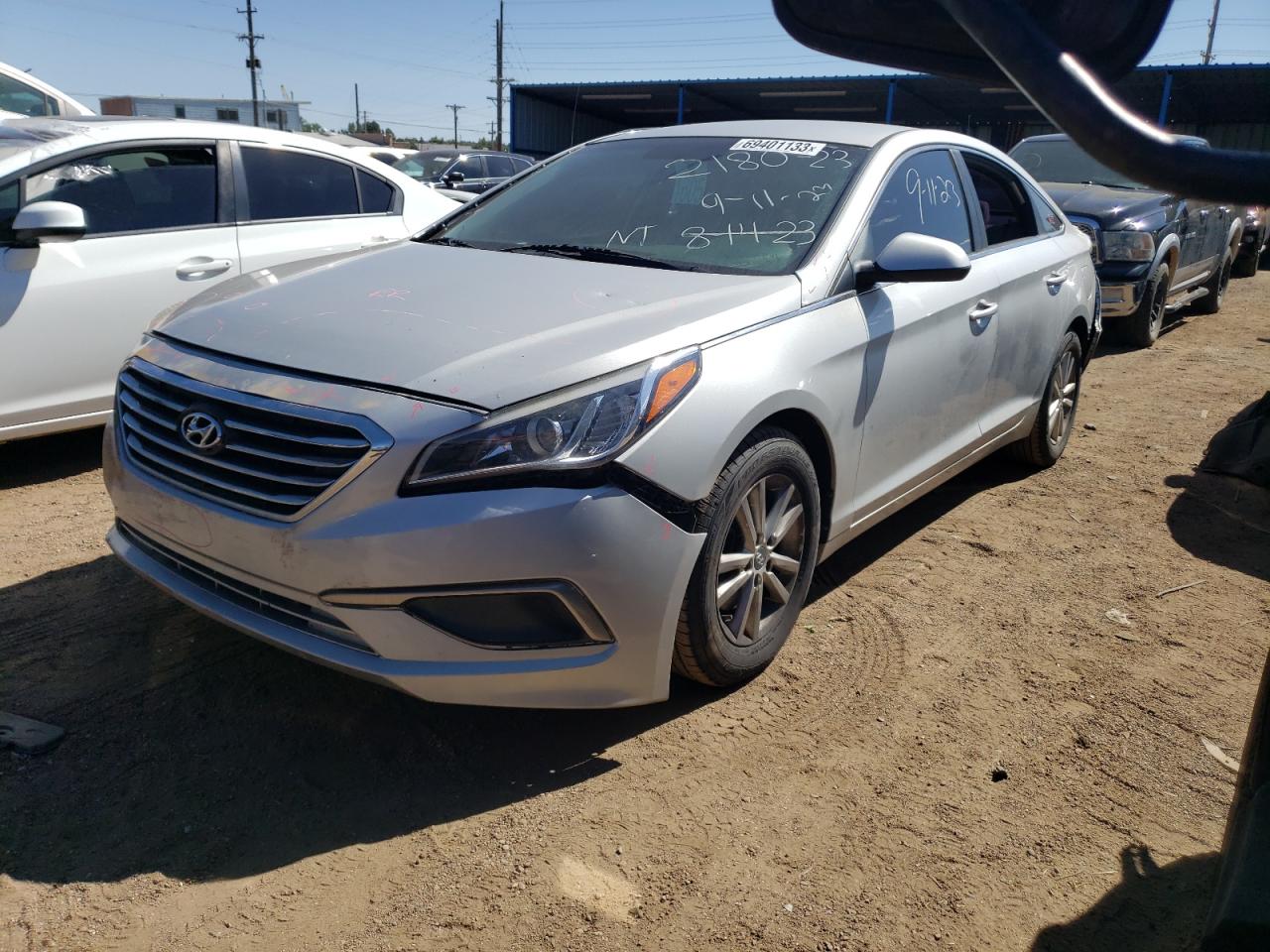 Obraz 1 z 2017 HYUNDAI SONATA SE 2017 z VIN 5NPE24AFXHH558799