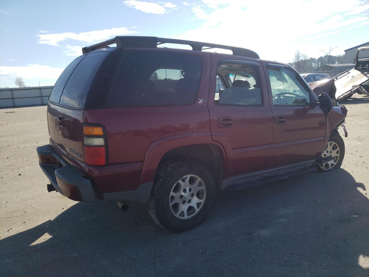 Изображение 3 2004 CHEVROLET TAHOE K1500 2004 с VIN 1GNEK13Z44R204468