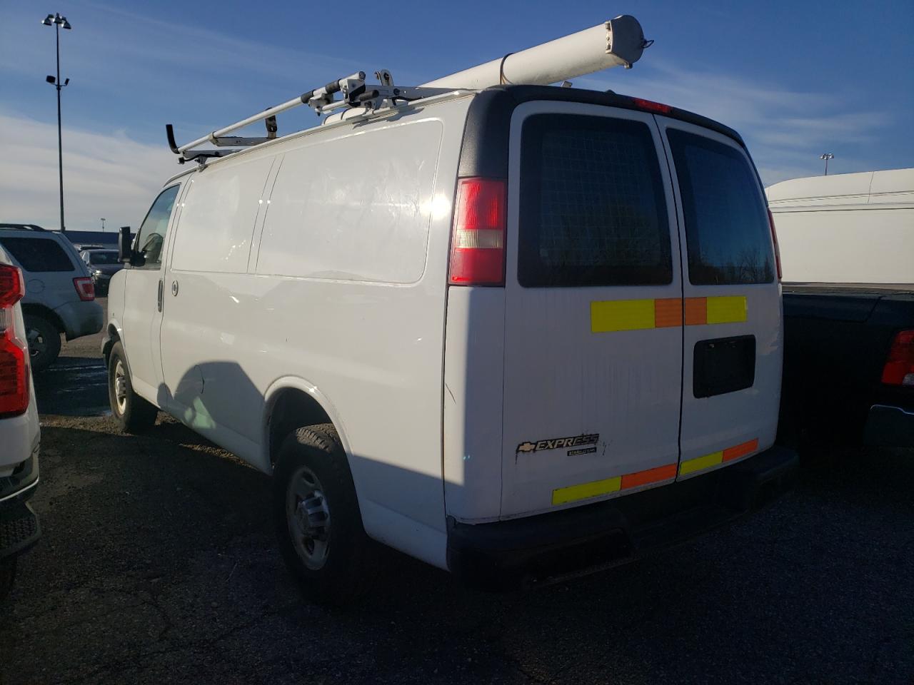 Obraz 2 z 2013 CHEVROLET EXPRESS G2500  2013 z VIN 1GCWGFCA8D1903803